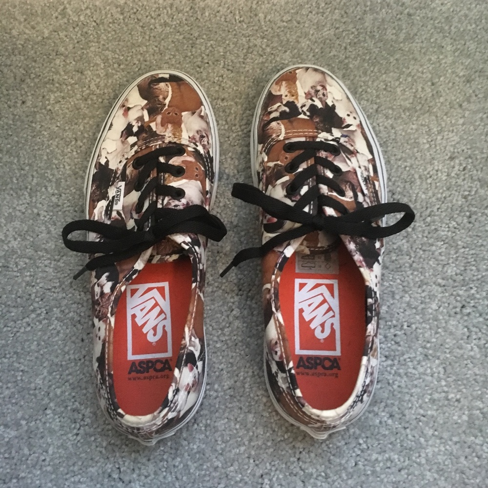 Vans ASPCA Cat Shoes Size 7.5